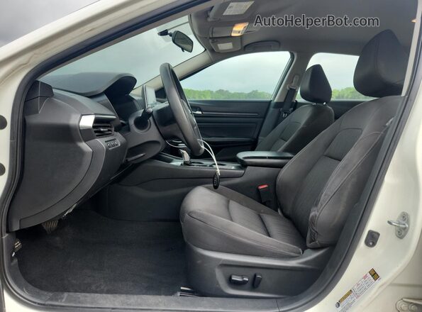 1N4BL4BVXLC149931 2020 NISSAN ALTIMA White Widok wnętrza z przodu