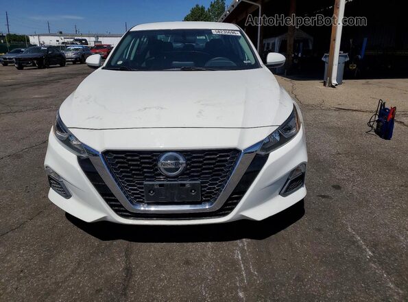 1N4BL4BVXLC157902 2020 NISSAN ALTIMA White Widok z przodu