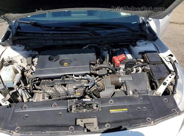 1N4BL4BVXLC157902 2020 NISSAN ALTIMA White Widok wnętrza z tyłu