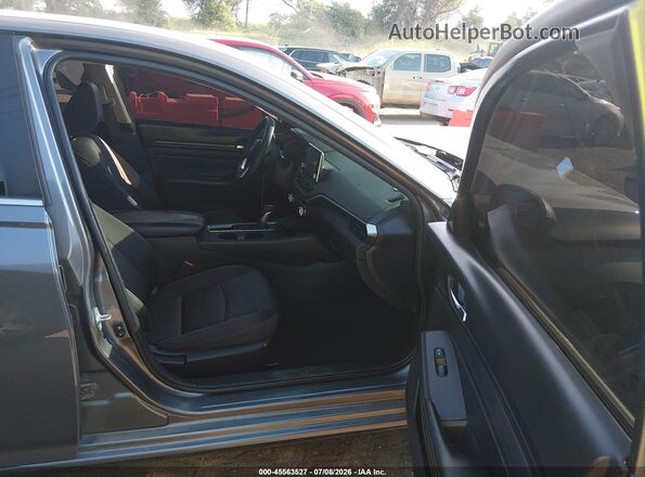 1N4BL4BVXLC181603 2020 NISSAN ALTIMA Gray Front interior view