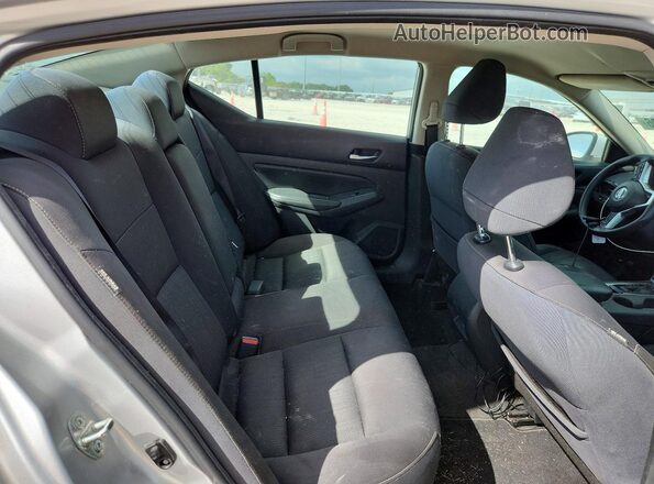 1N4BL4BVXLC195985 2020 NISSAN ALTIMA White Widok tylnych siedzeń