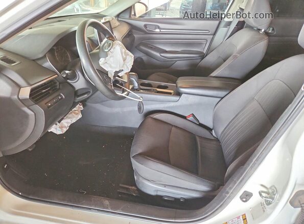 1N4BL4BVXLC199258 2020 NISSAN ALTIMA White Widok wnętrza z przodu