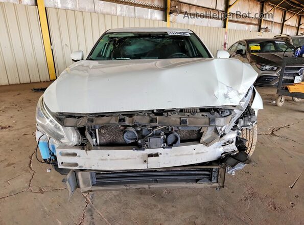 1N4BL4BVXLC199258 2020 NISSAN ALTIMA White Widok z przodu