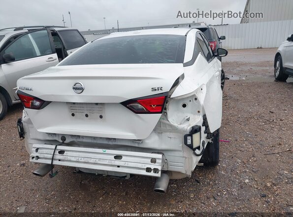 1N4BL4CV0KC154343 2019 NISSAN ALTIMA White Front view