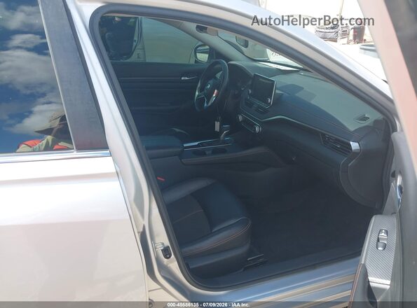 1N4BL4CV0LC161794 2020 NISSAN ALTIMA Серебряный Вид салона спереди