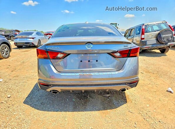 1N4BL4CV0LC284091 2020 NISSAN ALTIMA Gray Widok z tyłu