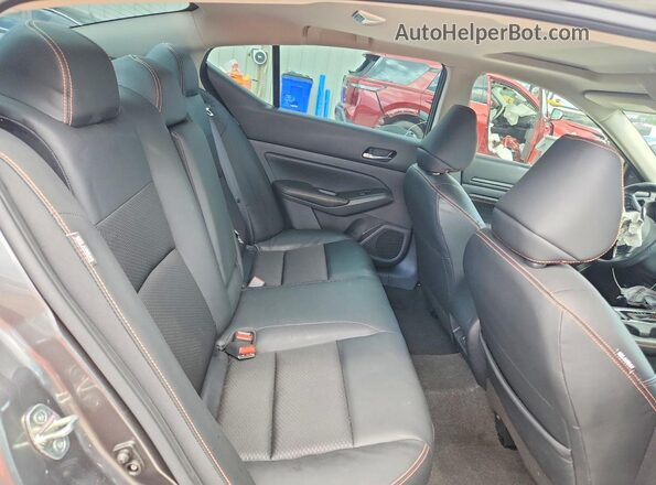 1N4BL4CV0NN326458 2022 NISSAN ALTIMA Gray Widok tylnych siedzeń