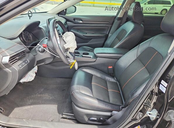 1N4BL4CV0NN382383 2022 NISSAN ALTIMA Черный Вид салона спереди