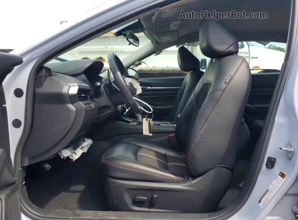 1N4BL4CV0RN369090 2024 NISSAN ALTIMA Blue Vista interior delantera