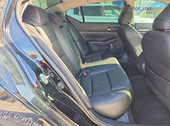1N4BL4CV0RN400077 2024 NISSAN ALTIMA Черный Вид задних сидений