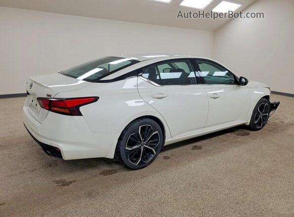 1N4BL4CV0SN353719 2025 NISSAN ALTIMA Белый Задняя правая четверть