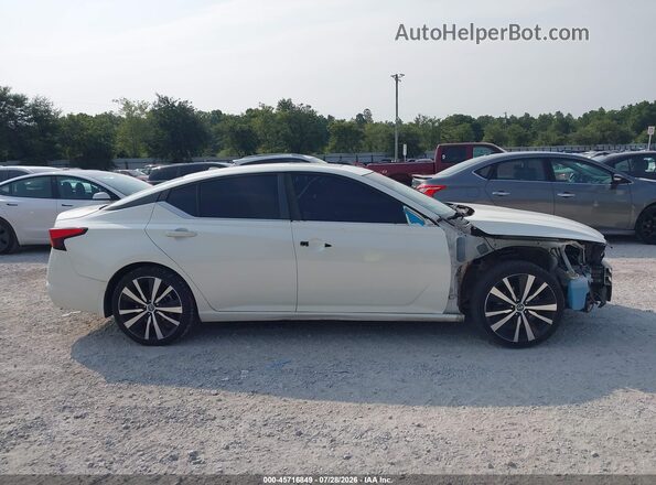 1N4BL4CV1KC146798 2019 NISSAN ALTIMA White Vista interior de 360 grados