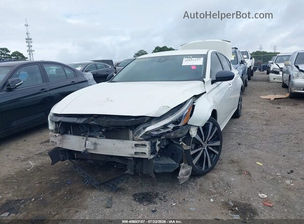 1N4BL4CV1LC208539 2020 NISSAN ALTIMA White Widok z przodu