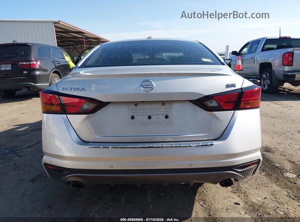 1N4BL4CV1LN307902 2020 NISSAN ALTIMA Silver 