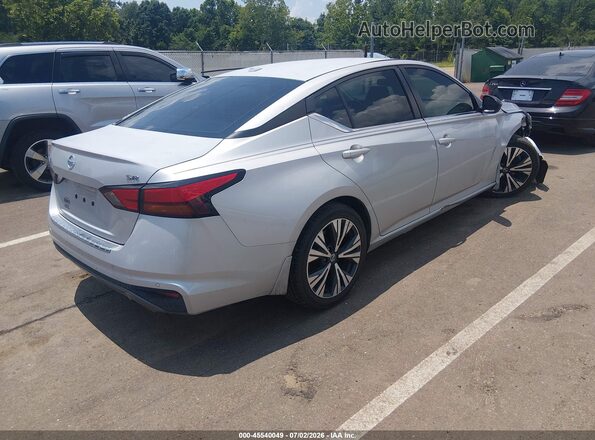 1N4BL4CV1NN323715 2022 NISSAN ALTIMA Silver Tył prawy