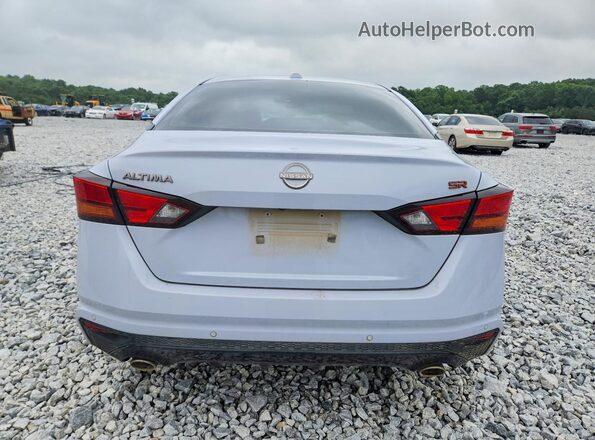 1N4BL4CV1RN325342 2024 NISSAN ALTIMA Silver Вид ззаду