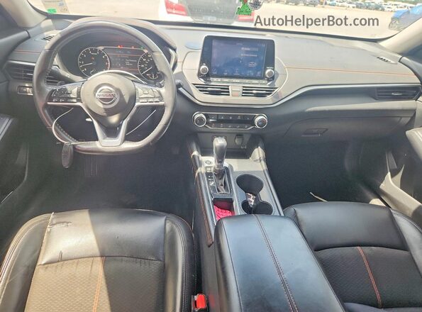 1N4BL4CV2KN306157 2019 NISSAN ALTIMA Red Вид панелі приладів