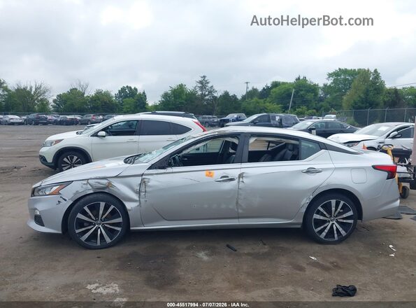 1N4BL4CV2MN366023 2021 NISSAN ALTIMA Silver Widok wnętrza 360 stopni