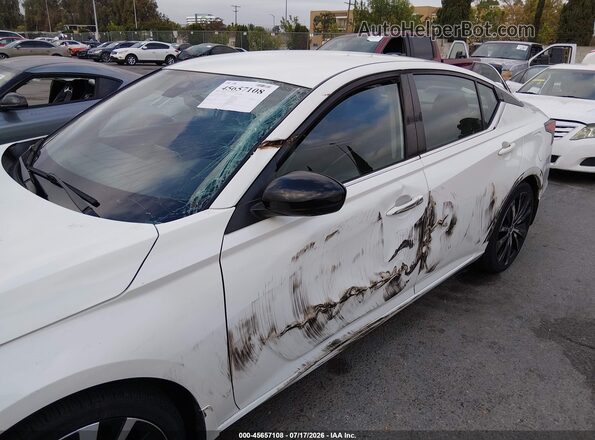 1N4BL4CV2MN394128 2021 NISSAN ALTIMA White Դիմացի տեսք
