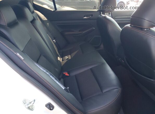1N4BL4CV2NN352656 2022 NISSAN ALTIMA White უკანა სავარძლების ხედი