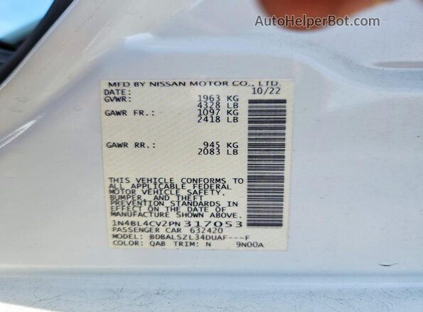 1N4BL4CV2PN317053 2023 NISSAN ALTIMA White VIN կոդի պիտակի տեսք
