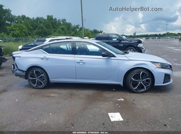 1N4BL4CV2RN434523 2024 NISSAN ALTIMA Gray Vista interior de 360 grados