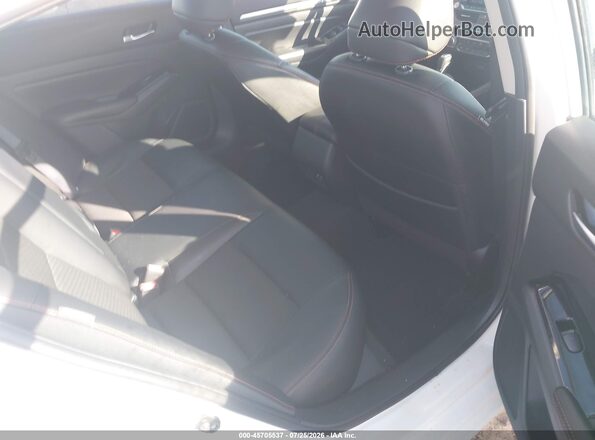 1N4BL4CV2SN307180 2025 NISSAN ALTIMA White Widok naklejki z numerem VIN