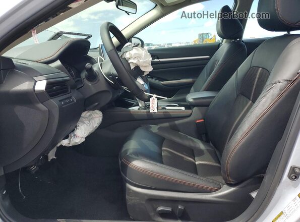 1N4BL4CV2SN413239 2025 NISSAN ALTIMA White Front interior view
