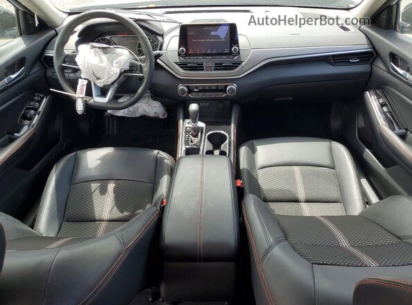 1N4BL4CV2SN413239 2025 NISSAN ALTIMA White Dashboard view