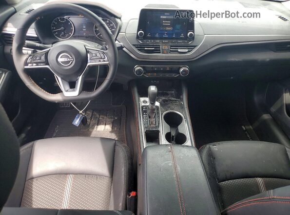 1N4BL4CV2SN420059 2025 NISSAN ALTIMA Gray Widok deski rozdzielczej