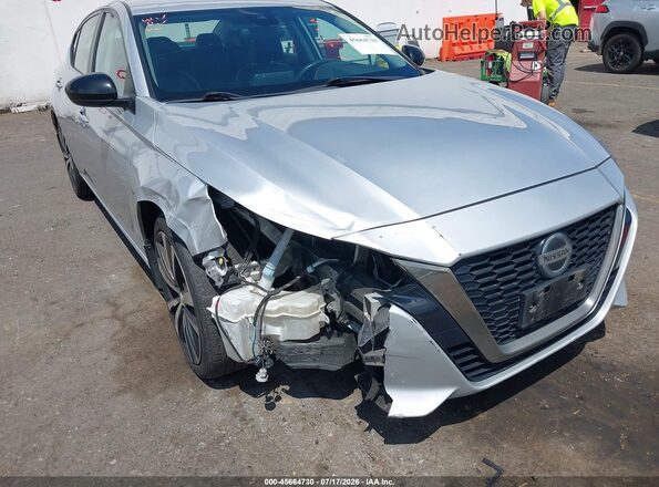 1N4BL4CV3LC206842 2020 NISSAN ALTIMA Silver Vista frontal