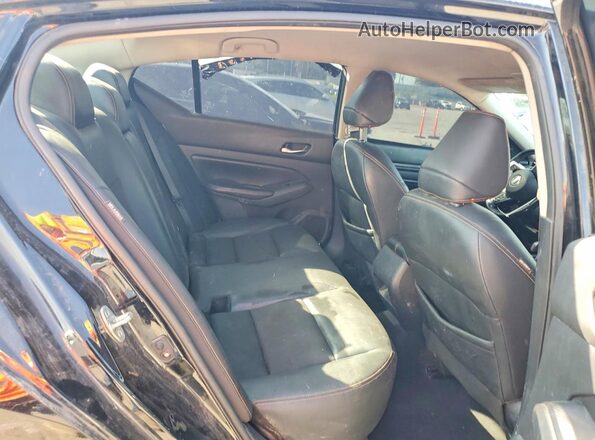 1N4BL4CV3MN334343 2021 NISSAN ALTIMA Black Widok tylnych siedzeń