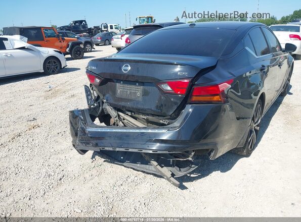 1N4BL4CV3MN396809 2021 NISSAN ALTIMA Black Front view