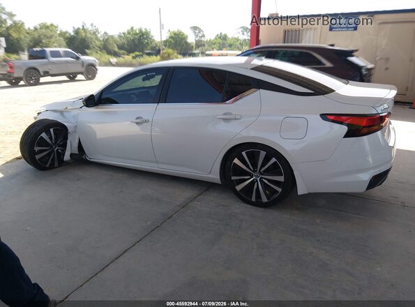 1N4BL4CV3NN411861 2022 NISSAN ALTIMA White Vista interior de 360 grados