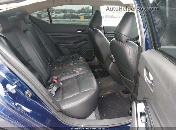 1N4BL4CV3RN300877 2024 NISSAN ALTIMA Blue VIN կոդի պիտակի տեսք