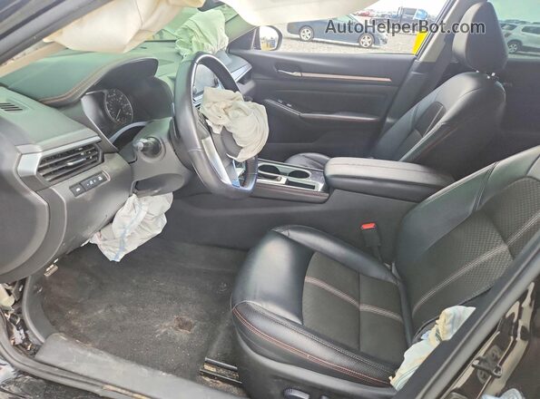 1N4BL4CV3RN344782 2024 NISSAN ALTIMA White Front interior view