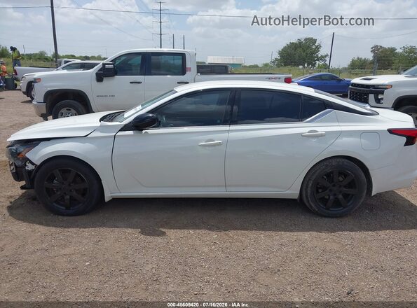 1N4BL4CV3RN349920 2024 NISSAN ALTIMA White 