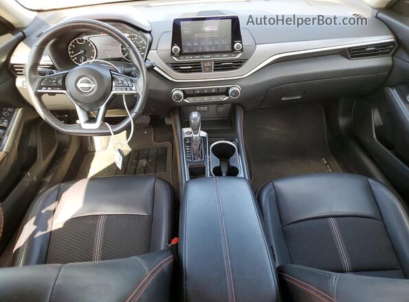 1N4BL4CV3RN383971 2024 NISSAN ALTIMA Gray Dashboard view