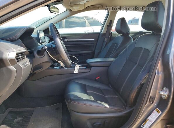 1N4BL4CV3RN383971 2024 NISSAN ALTIMA Gray Front interior view