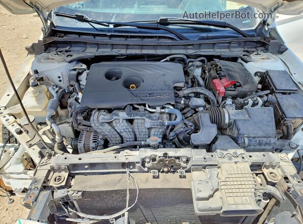 1N4BL4CV4KC130224 2019 NISSAN ALTIMA Белый Вид задней части салона