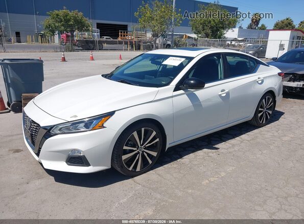 1N4BL4CV4MN333458 2021 NISSAN ALTIMA White Vista tres cuartos delantera izquierda