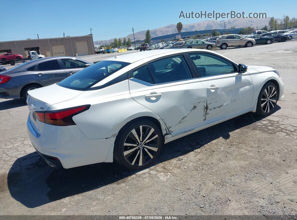 1N4BL4CV4MN333458 2021 NISSAN ALTIMA White Trasero derecho