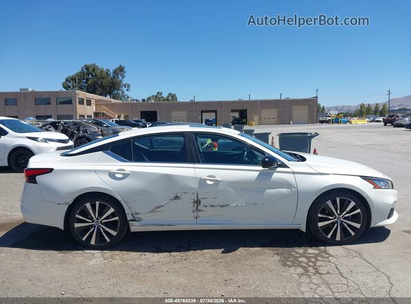 1N4BL4CV4MN333458 2021 NISSAN ALTIMA White Vista interior trasera
