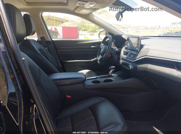 1N4BL4CV4NN420097 2022 NISSAN ALTIMA Black Вид салону спереду