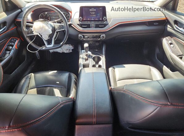 1N4BL4CV4PN326613 2023 NISSAN ALTIMA Белый Вид панели приборов
