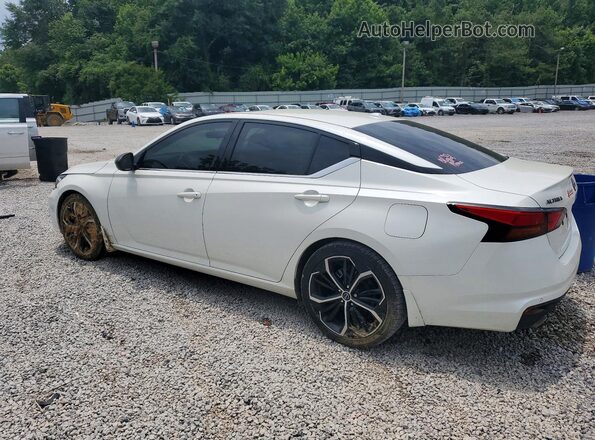 1N4BL4CV4RN432773 2024 NISSAN ALTIMA White Задня ліва чверть