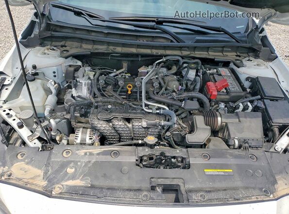 1N4BL4CV4RN432773 2024 NISSAN ALTIMA White Вид задньої частини салону