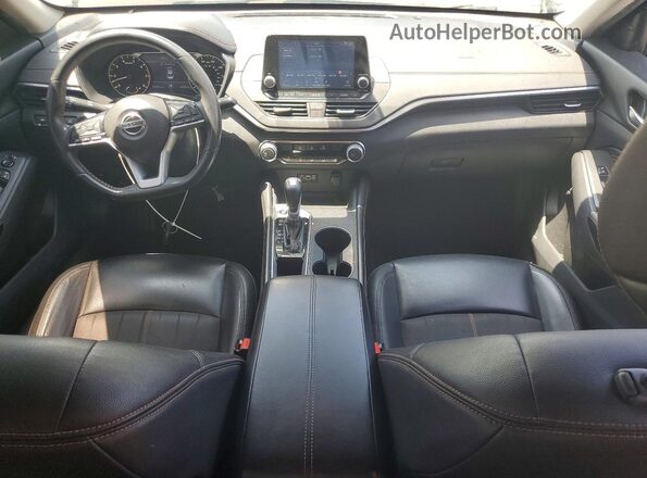1N4BL4CV5MN391191 2021 NISSAN ALTIMA Gray Widok deski rozdzielczej