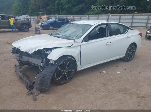 1N4BL4CV5PN367591 2023 NISSAN ALTIMA White Przód lewy