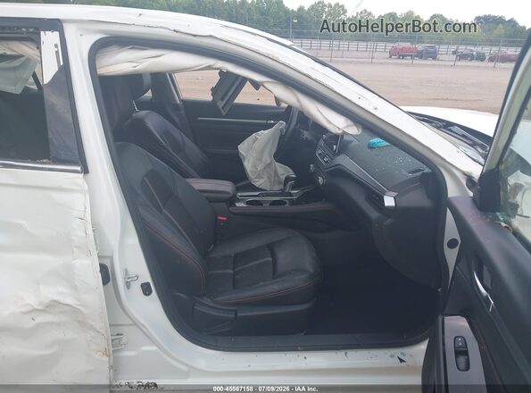1N4BL4CV5PN367591 2023 NISSAN ALTIMA White Widok wnętrza z przodu